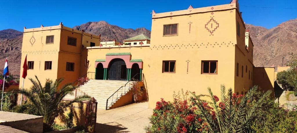 Отель Click Excursions Tafraoute Taddart Экстерьер фото